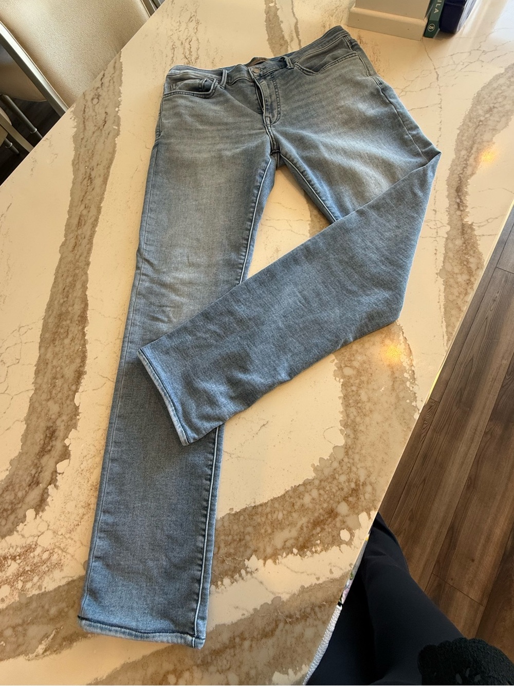 Joe's Jeans Men's Slim Straight Light Blue Denim